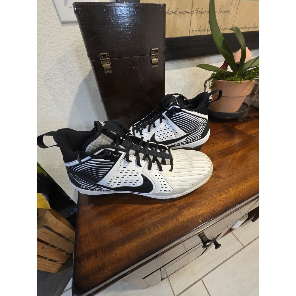 Men's 14 Nike Force Savage Pro 3 Football Cleat Black/White